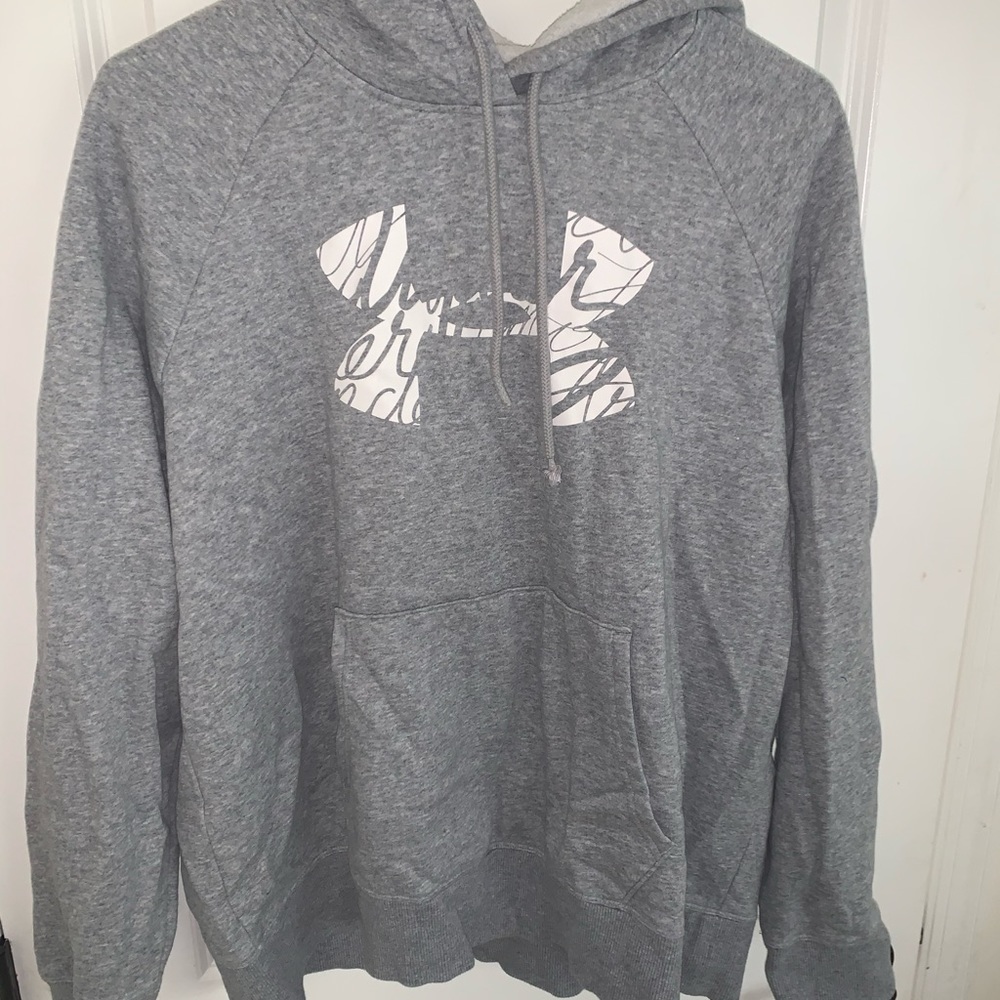 grey under armour sweatshirt